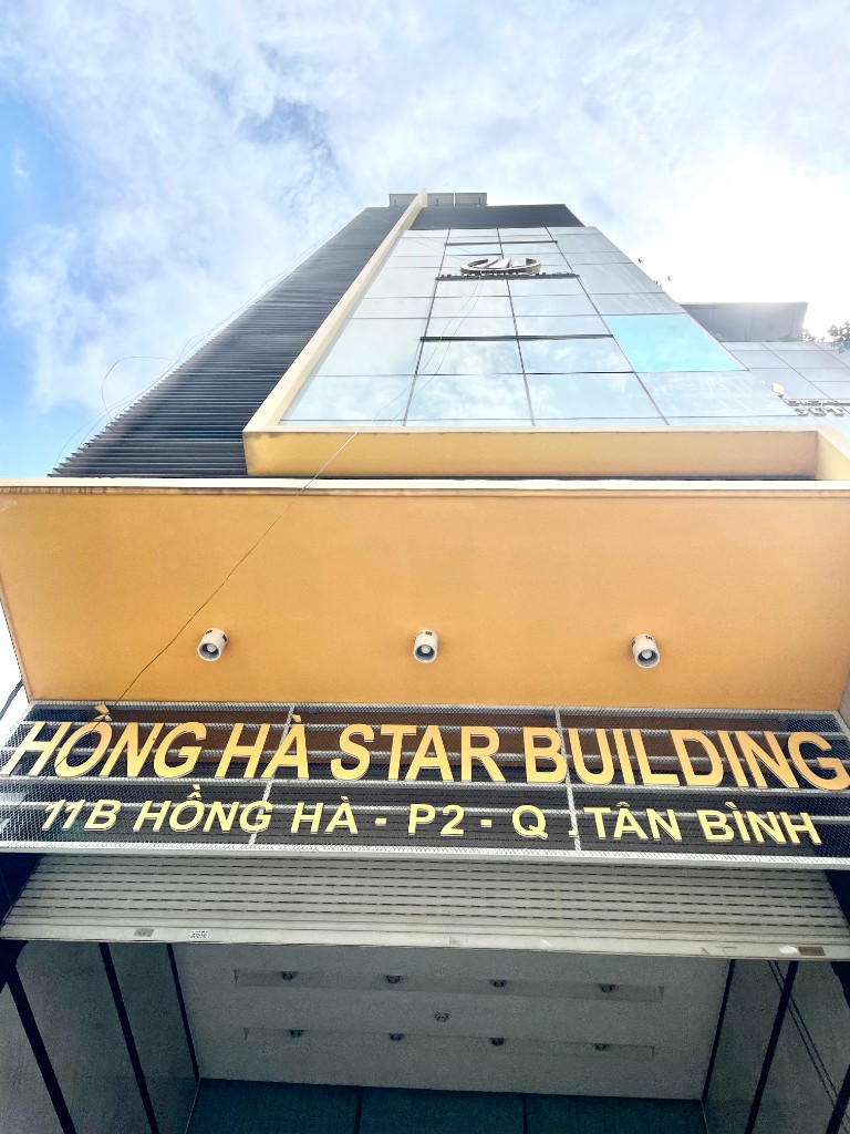 Biển hiệu Hồng Hà Star Building tại 11B Hồng Hà